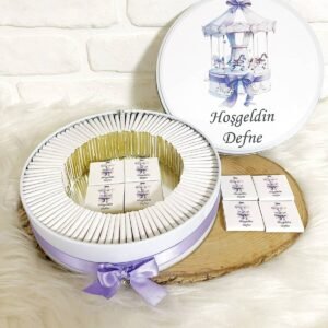 150 Adet Lila Atlı Karınca Temalı İsme Özel Hoşgeldin Kız Bebek Hediyelik Çikolata
