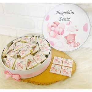 100 Adet Pembe Bulutta Ayıcık Temalı İsme Özel Hoşgeldin Kız Bebek Hediyelik Çikolata