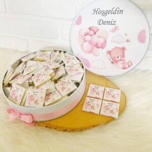 50 Adet Pembe Bulutta Ayıcık Temalı İsme Özel Hoşgeldin Kız Bebek Hediyelik Çikolata