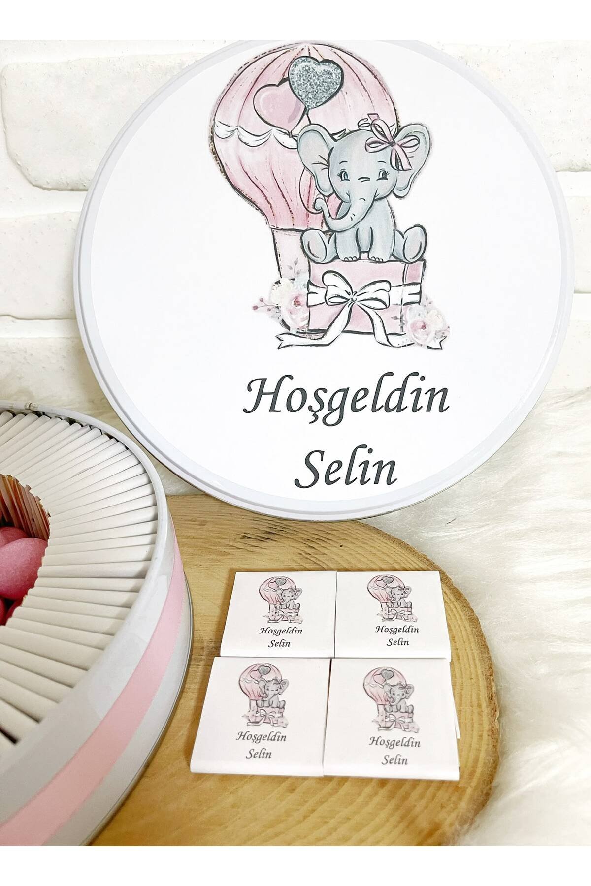 100 Adet+200 Gr Drajeli Pembe Filli Uçan Balon Temalı İsme Özel Hoşgeldin Kız Bebek Hediyelik Çikolata - Görsel 3