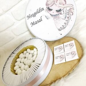 80 Adet+200 Gr Drajeli Süslü Kız Temalı İsme Özel Hoşgeldin Kız Bebek Hediyelik Çikolata
