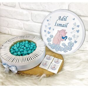 150Adet+200 Gr Draje Anne-Bebek Eli İsme Özel Erkek Bebek Hoşgeldin Doğumgünü Hediyelik Çikolata