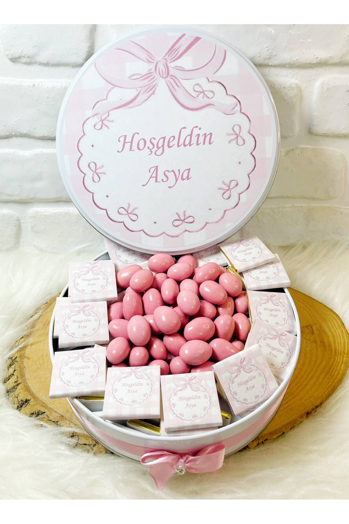 50 Adet+200 Gr Drajeli Pembe Kurdeleli Model 2 İsme Özel Hoşgeldin Kız Bebek Hediyelik Çikolata - Görsel 4