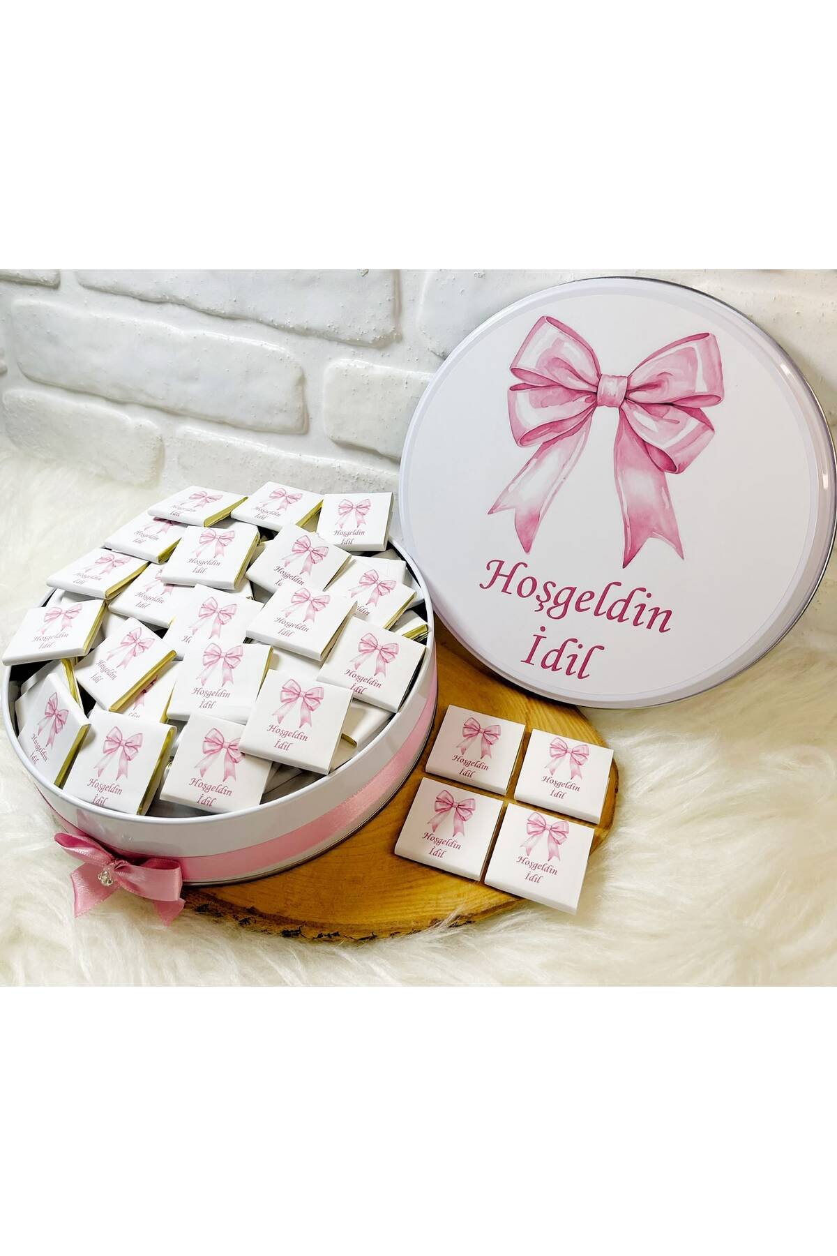 80 Adet Pembe Kurdeleli Model 1 İsme Özel Hoşgeldin Kız Bebek Hediyelik Çikolata