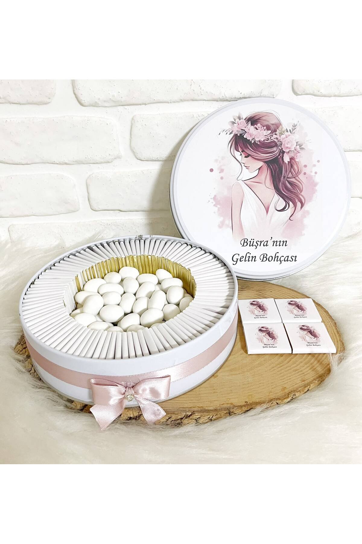 200 Adet+200 Gr Drajeli Taçlı Gelin Temalı İsme Özel Gelin Bohçası Hediyelik Çikolata