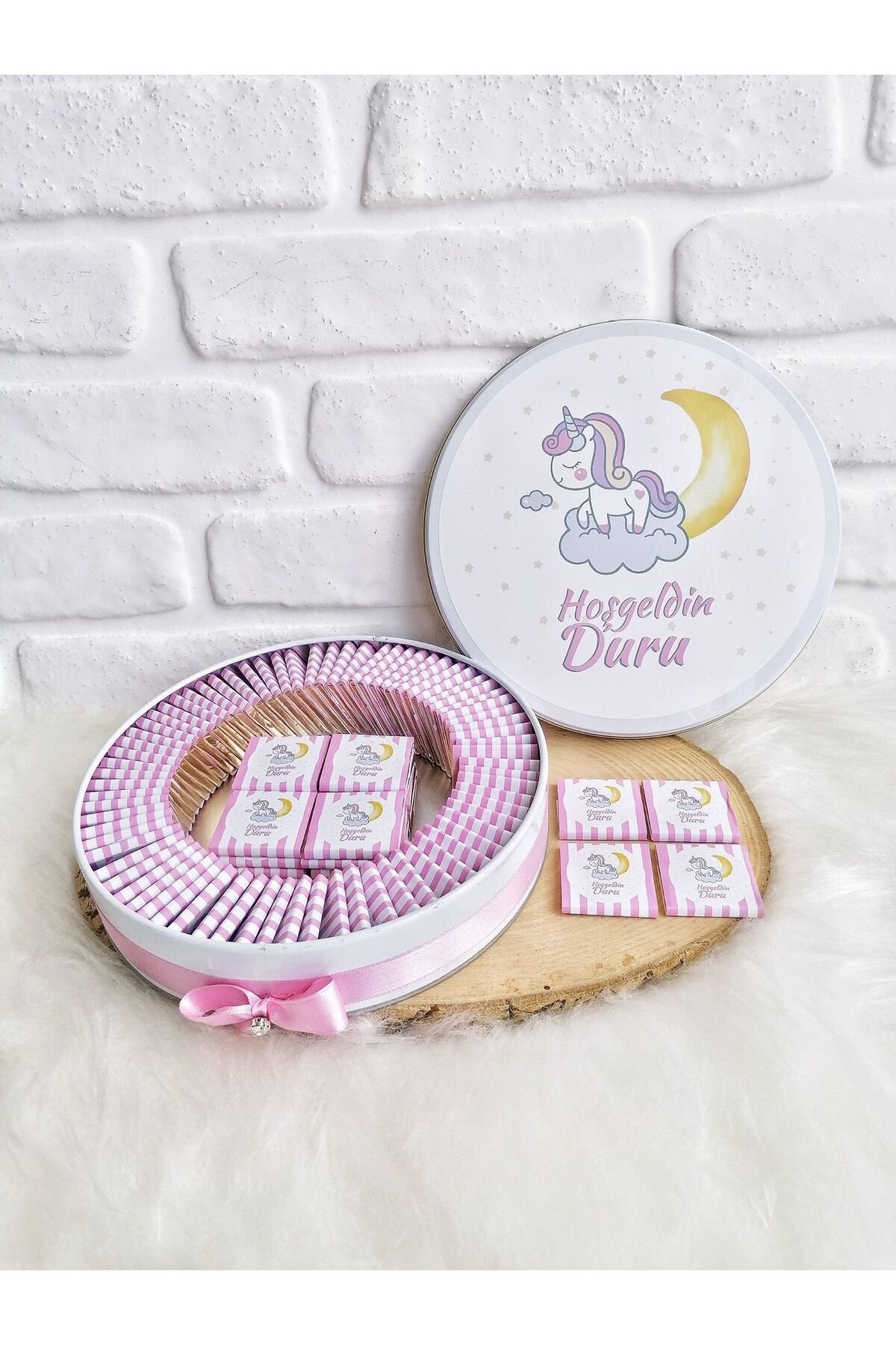 80 Adet Unicorn Temalı İsme Özel Hoşgeldin Kız Bebek Hediyelik Çikolata - Görsel 2
