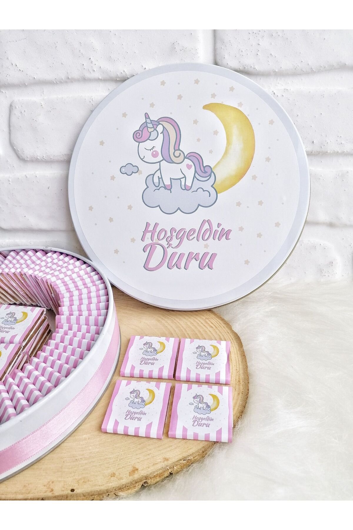80 Adet Unicorn Temalı İsme Özel Hoşgeldin Kız Bebek Hediyelik Çikolata - Görsel 4