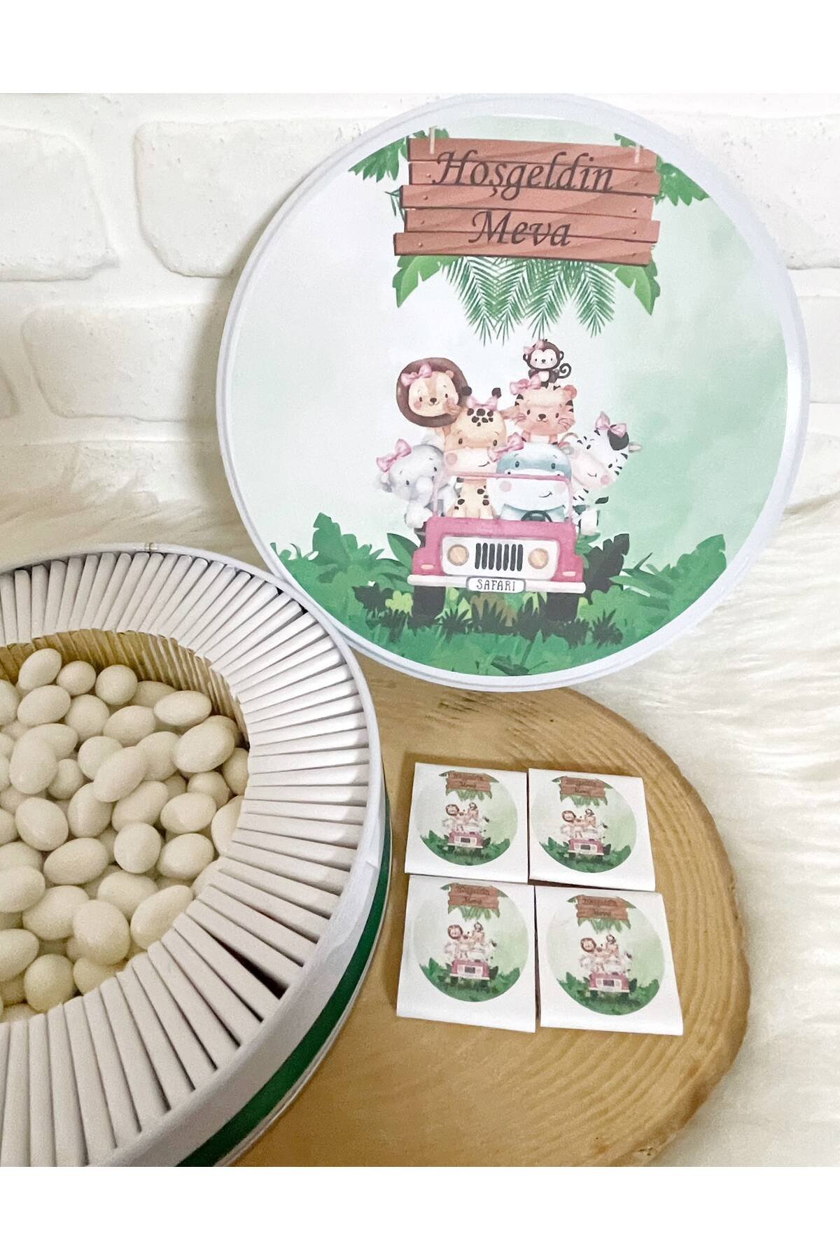 80 Adet+200 Gr Drajeli Arabalı Safari Hayvanları Temalı İsme Özel Hoşgeldin Kız Bebek Hediyelik Çikolata - Görsel 3