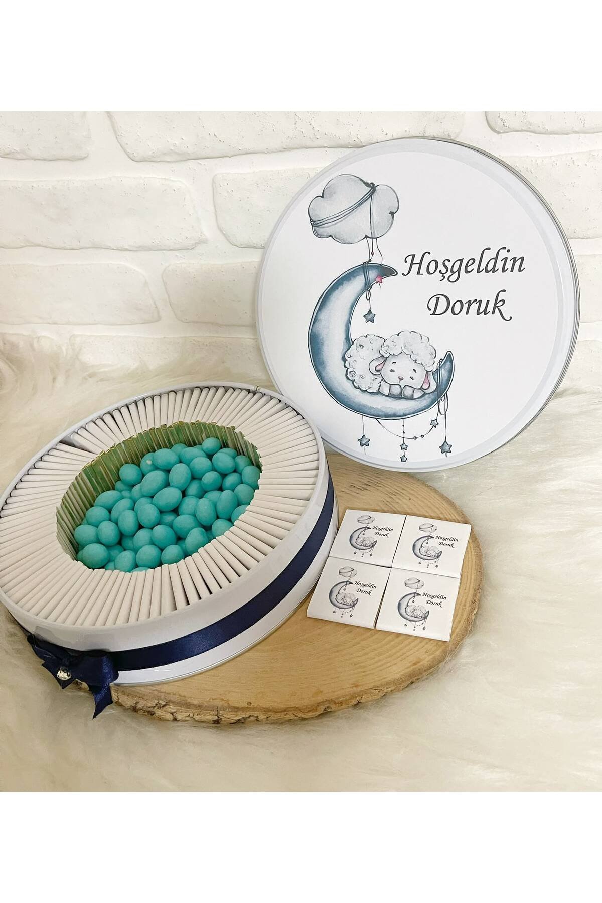 100 Adet+200 Gr Drajeli Ayda Uyuyan Kuzucuk Temalı İsme Özel Hoşgeldin Erkek Bebek Hediyelik Çikolata