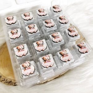 50 Adet (yaklaşık 1 Kg) gümüş Tütülü Ayıcık Temalı Ahşap Figürlü Kız Bebek Hoşgeldin-Doğumgünü Hediyelik Kalın Madlen Çikolata