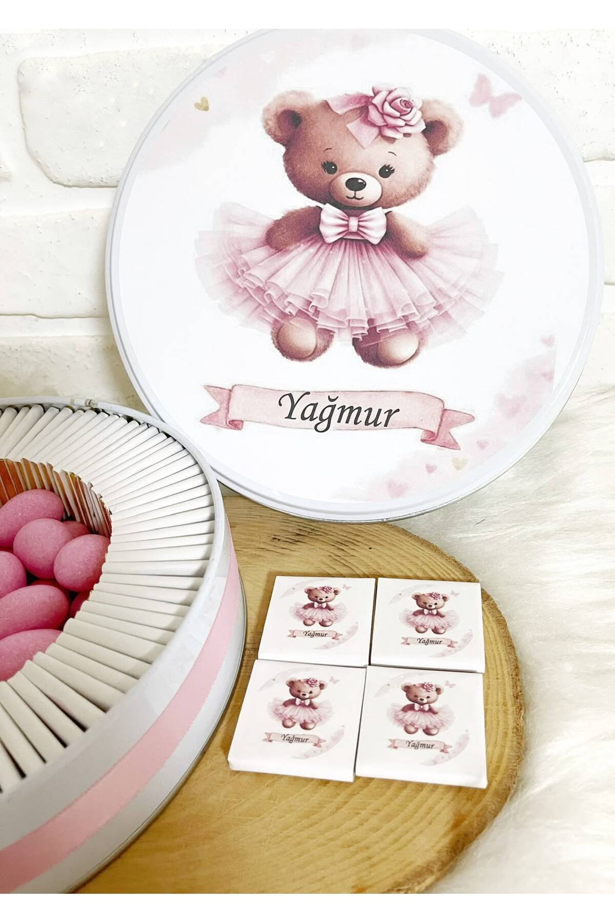 200 Adet+200 Gr Drajeli Pembe Tütülü Ayıcık Temalı İsme Özel Hoşgeldin Kız Bebek Hediyelik Çikolata - Görsel 3