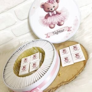 80 Adet Pembe Tütülü Ayıcık Temalı İsme Özel Hoşgeldin Kız Bebek Hediyelik Çikolata