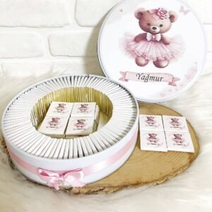 100 Adet Pembe Tütülü Ayıcık Temalı İsme Özel Hoşgeldin Kız Bebek Hediyelik Çikolata