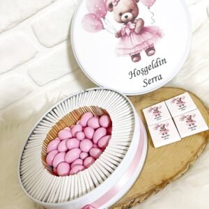 80 Adet+200 Gr Drajeli Balon Tutan Tütülü Ayıcık Temalı İsme Özel Hoşgeldin Kız Bebek Hediyelik Çikolata