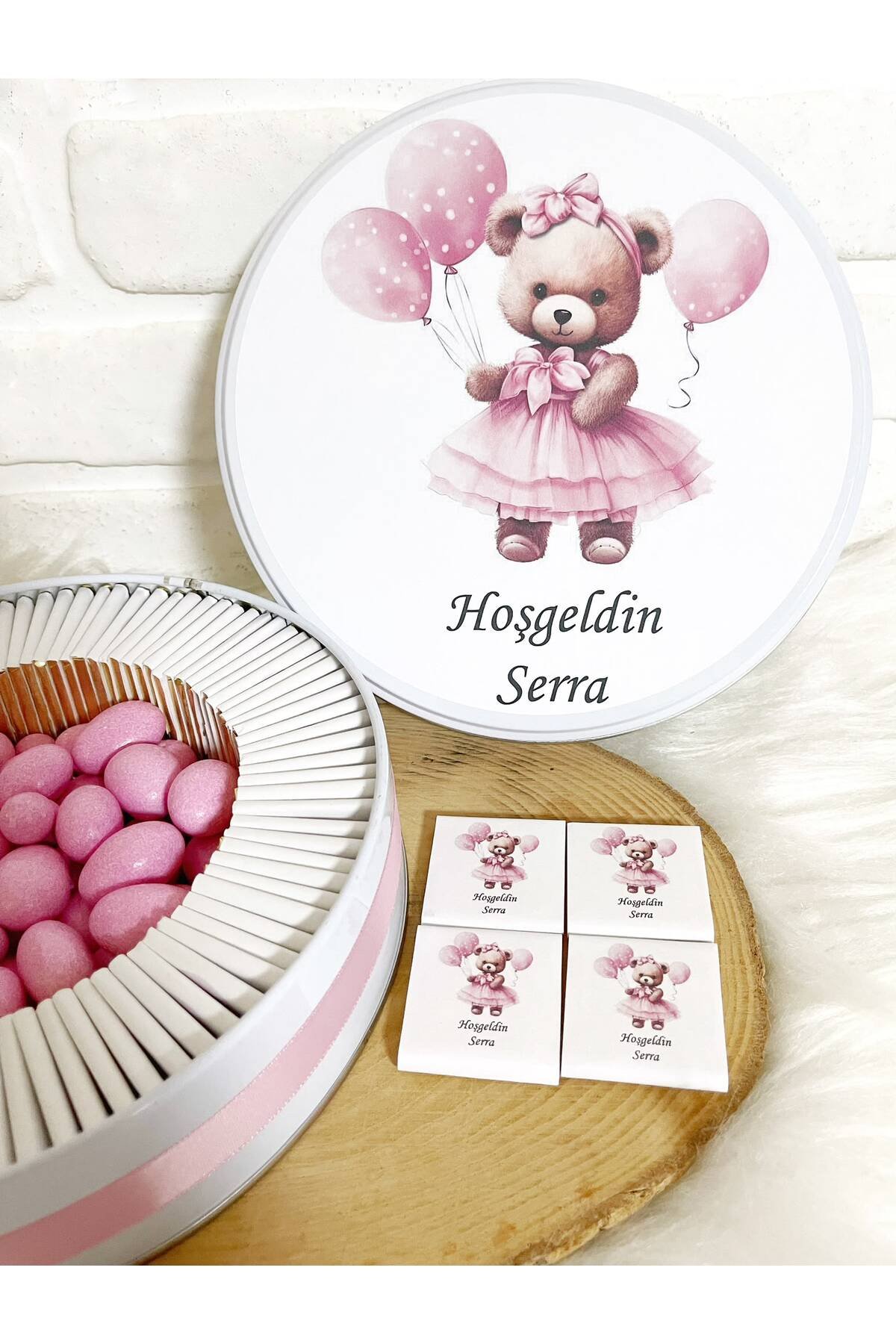 80 Adet+200 Gr Drajeli Balon Tutan Tütülü Ayıcık Temalı İsme Özel Hoşgeldin Kız Bebek Hediyelik Çikolata - Görsel 3