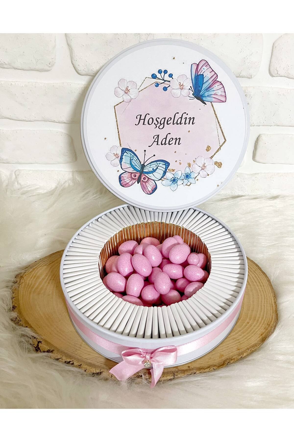 200 Adet+200 Gr Drajeli Pembe Kelebek Çerçeveli İsme Özel Hoşgeldin Kız Bebek Hediyelik Çikolata - Görsel 4