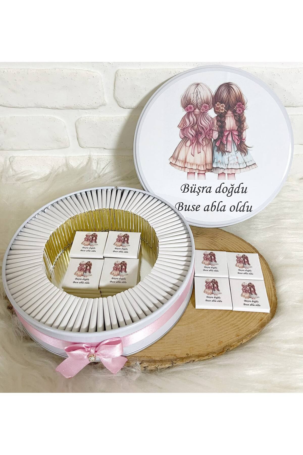 50 Adet Kız Kardeşler Temalı İsme Özel Hoşgeldin Kız Bebek Hediyelik Çikolata - Görsel 2