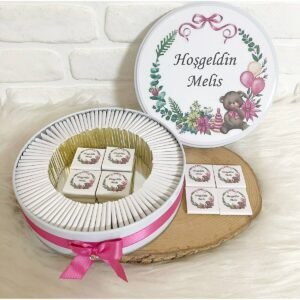 50 Adet Pembe Ayıcık Çerçeveli İsme Özel Hoşgeldin Kız Bebek Hediyelik Çikolata