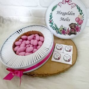80 Adet+200 Gr Drajeli Pembe Ayıcık Çerçeveli İsme Özel Hoşgeldin Kız Bebek Hediyelik Çikolata