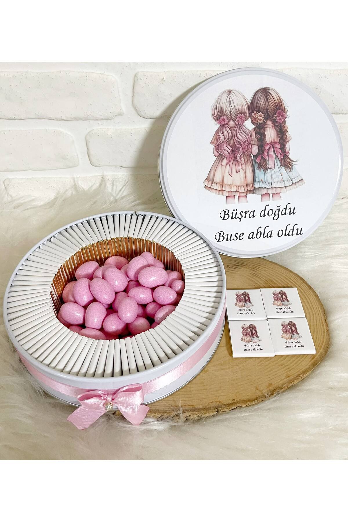 50 Adet+200 Gr Drajeli Kız Kardeşler Temalı İsme Özel Hoşgeldin Kız Bebek Hediyelik Çikolata - Görsel 2