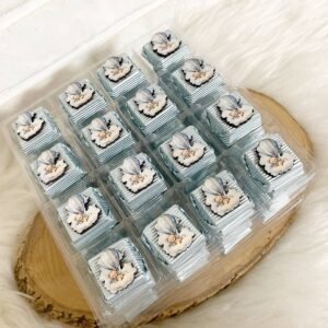 50 Adet (yaklaşık 1 Kg) Bulutta Uçan Balonlu Ayıcık Ahşap Figürlü Erkek Bebek Hoşgeldin-Doğumgünü Hediyelik Kalın Madlen Çikolata
