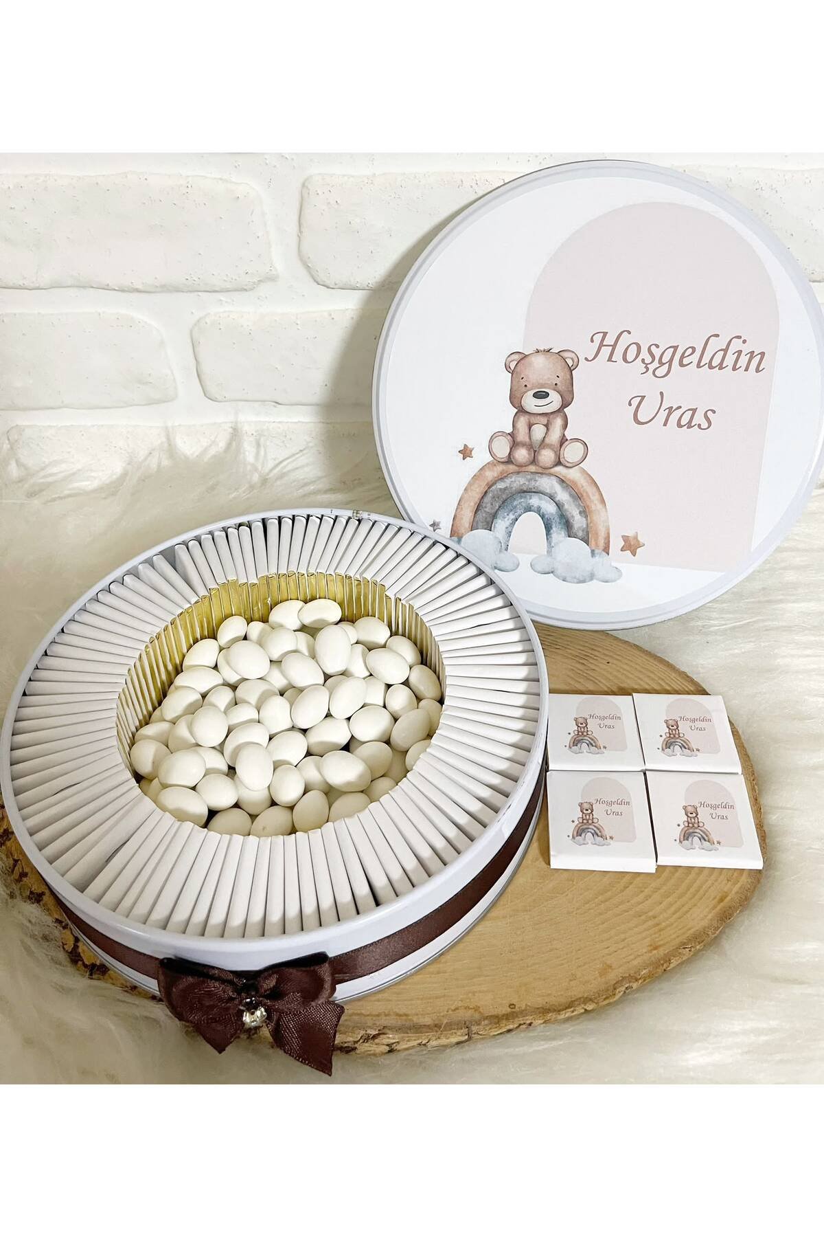 100 Adet+200 Gr Drajeli Gökkuşağında Oturan Ayıcık Temalı İsme Özel Hoşgeldin Erkek Bebek Hediyelik Çikolata - Görsel 2