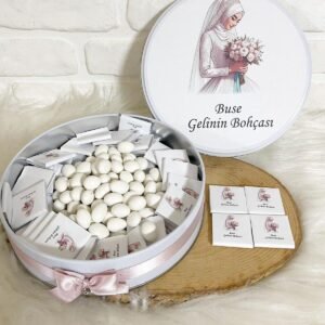 150 Adet + 200 gr Drajeli Tesettürlü Gelin Temalı İsme Özel Gelin Bohçası Hediyelik Çikolata