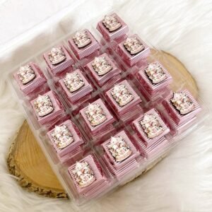 50 Adet (yaklaşık 1 Kg) Pembe Atlı Karınca Temalı Ahşap Figürlü Kız Bebek Hoşgeldin-Doğumgünü Kalın Madlen