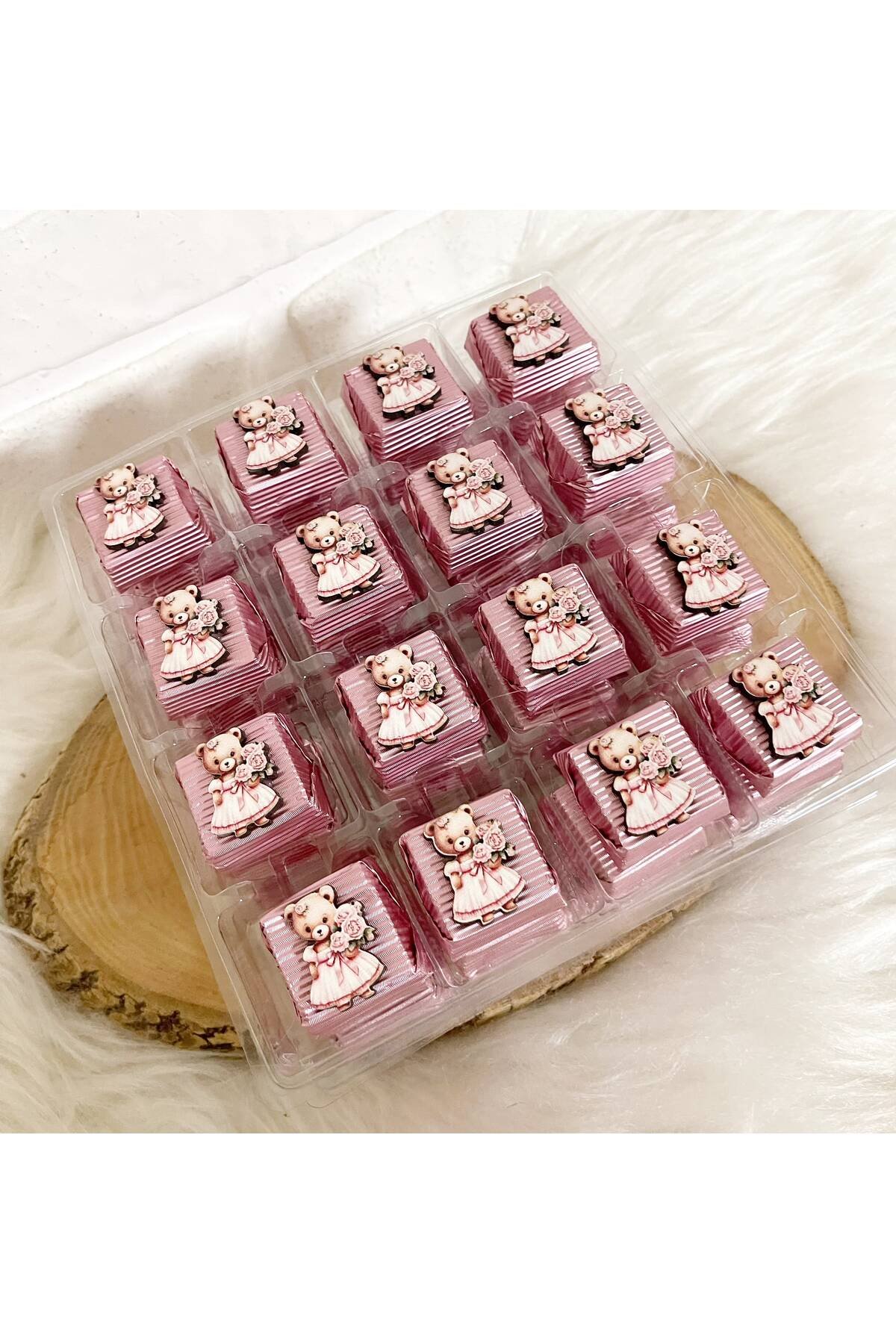 50 Adet (yaklaşık 1 Kg) Pembe Ayıcık Temalı Ahşap Figürlü Kız Bebek Hoşgeldin-Doğumgünü Kalın Madlen - Görsel 2
