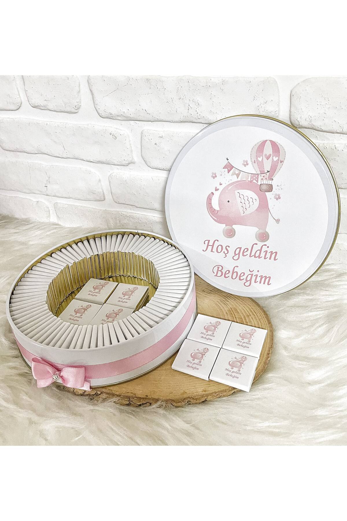 100Adet Arabalı Fil Temalı İsme Özel Hoşgeldin Kız Bebek Hediyelik Çikolata