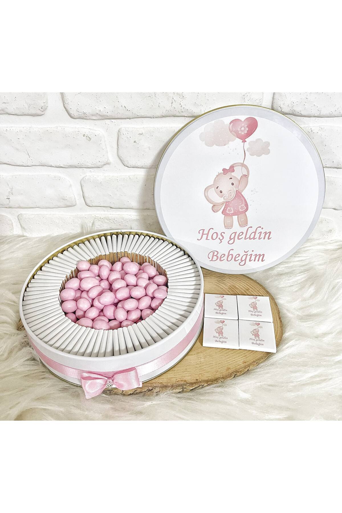 100 Adet + 200 Gr Drajeli Balonlu Fil Temalı İsme Özel Hoşgeldin Kız Bebek Hediyelik Çikolata - Görsel 2