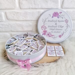 80 Adet Pembe-Mor Çiçekli İsme Özel Nişan-Nikah-Düğün-Söz Hatırası- Kına Hediyelik Çikolata