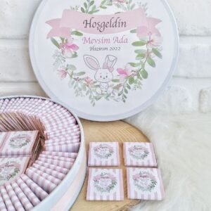 80 Adet Pembe Tavşan Çerçeveli İsme Özel Hoşgeldin Kız Bebek Hediyelik Çikolata