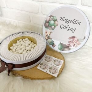 100 Adet+200 Gr Draje Arabalı Ayıcık Temalı İsme Özel Hoşgeldin Erkek Bebek Hediyelik Çikolata