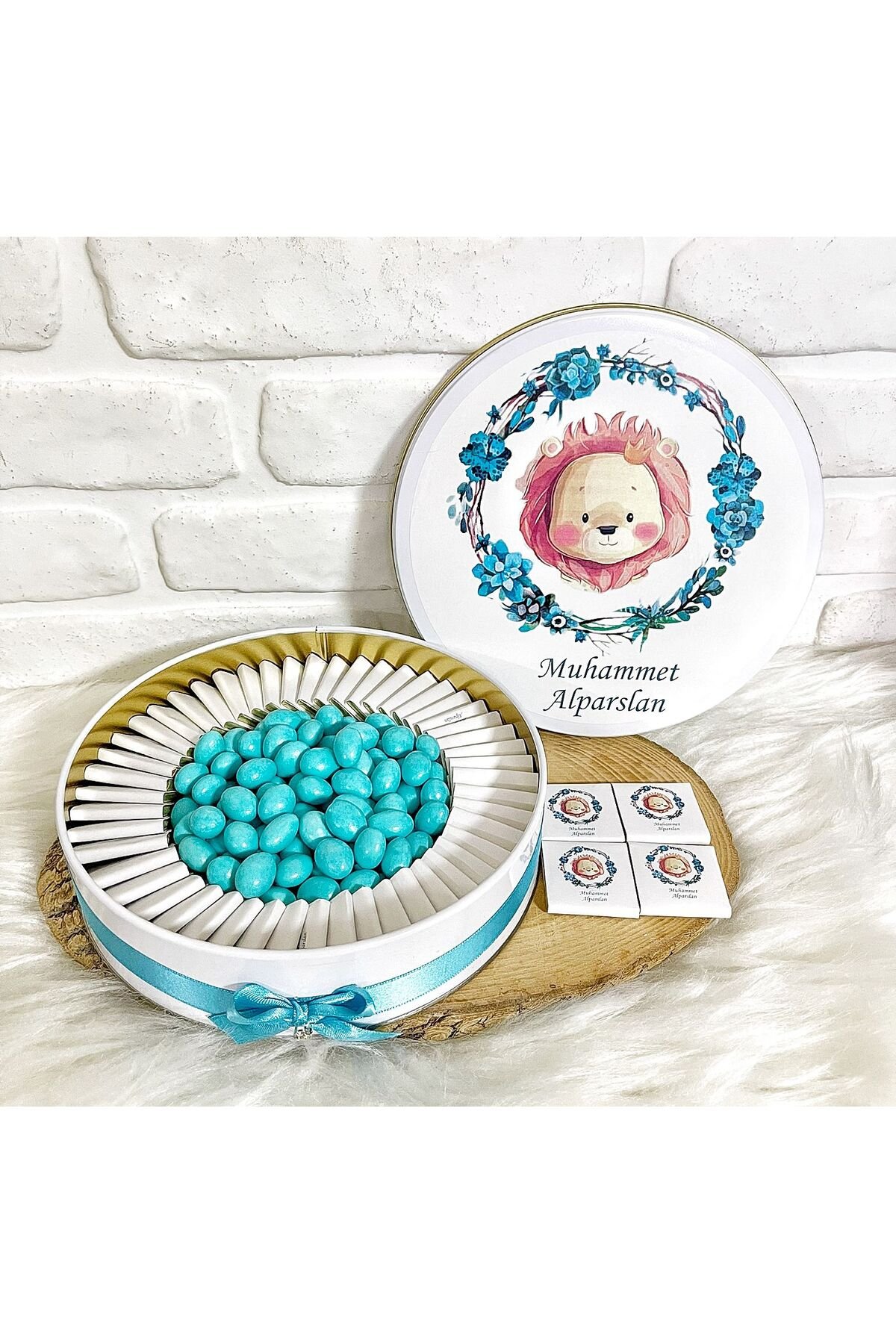 100 Adet+200 Gr Draje Aslancık Temalı İsme Özel Erkek Bebek Hoşgeldin Doğumgünü Hediyelik Çikolata