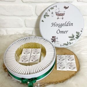 100 Adet Beşikli Tavşan Temalı İsme Özel Hoşgeldin Kız-Erkek Bebek Hediyelik Çikolata