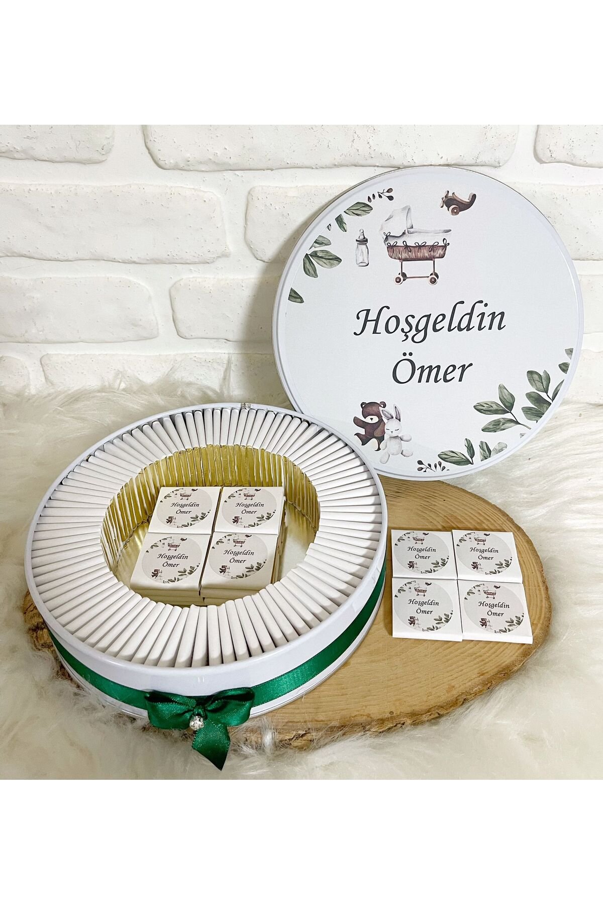 100 Adet Beşikli Tavşan Temalı İsme Özel Hoşgeldin Kız-Erkek Bebek Hediyelik Çikolata
