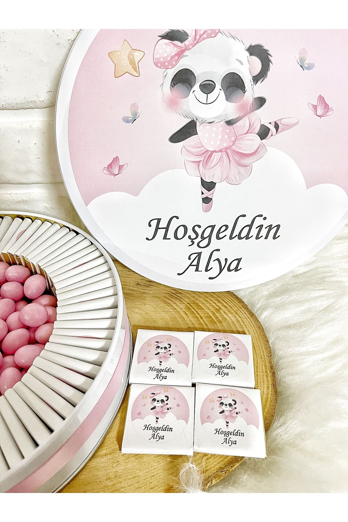 80 Adet+200 Gr Drajeli Pembe Panda Temalı İsme Özel Hoşgeldin Doğumgünü Kız Bebek Hediyelik Çikolata - Görsel 3
