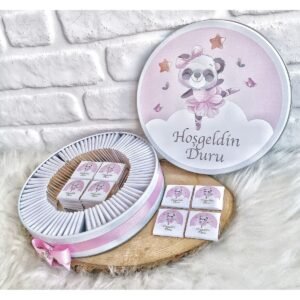 100 Adet Pembe Panda Temalı İsme Özel Hoşgeldin Doğumgünü Kız Bebek Hediyelik Çikolata