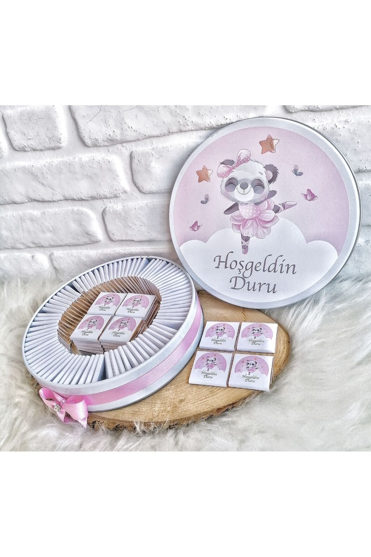 100 Adet Pembe Panda Temalı İsme Özel Hoşgeldin Doğumgünü Kız Bebek Hediyelik Çikolata