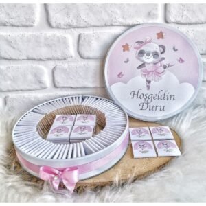 100 Adet Pembe Panda Temalı İsme Özel Hoşgeldin Doğumgünü Kız Bebek Hediyelik Çikolata