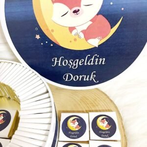 100 Adet Ayda Uyuyan Tilki Temalı İsme Özel Hoşgeldin Erkek Bebek Hediyelik Çikolata