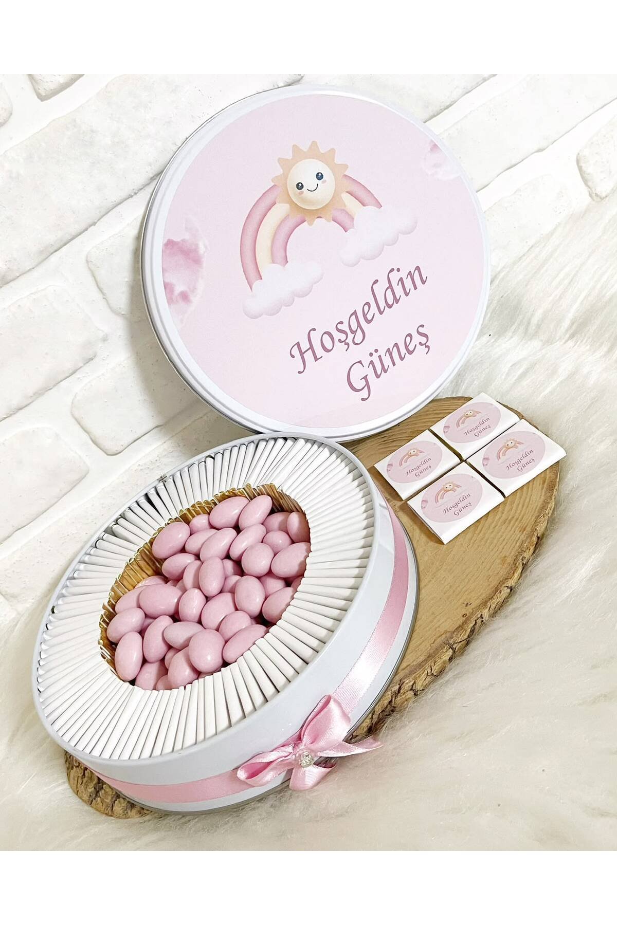 200 Adet+200 Gr Drajeli Güneş Temalı İsme Özel Hoşgeldin Kız Bebek Hediyelik Çikolata
