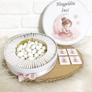 100 Adet+200 Gr Drajeli Ayda Peri Kızı Temalı İsme Özel Hoşgeldin Kız Bebek Hediyelik Çikolata