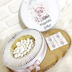 80 Adet+200 Gr Drajeli Salıncaklı Ayıcık Temalı İsme Özel Hoşgeldin Kız Bebek Hediyelik Çikolata