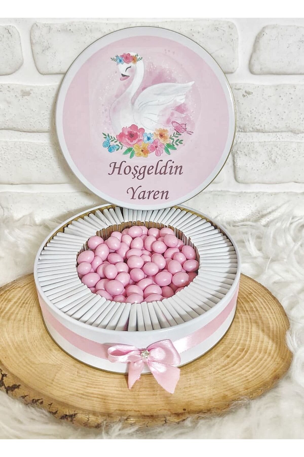 200 Adet+200 Gr Drajeli Kuğu Temalı İsme Özel Kız Bebek Hoşgeldin Doğumgünü Hediyelik Çikolata - Görsel 4