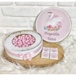 80 Adet+200 Gr Drajeli Kuğu Temalı İsme Özel Kız Bebek Hoşgeldin Doğumgünü Hediyelik Çikolata