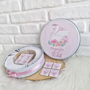150 Adet Kuğu Temalı İsme Özel Kız Bebek Hoşgeldin Doğumgünü Hediyelik Çikolata