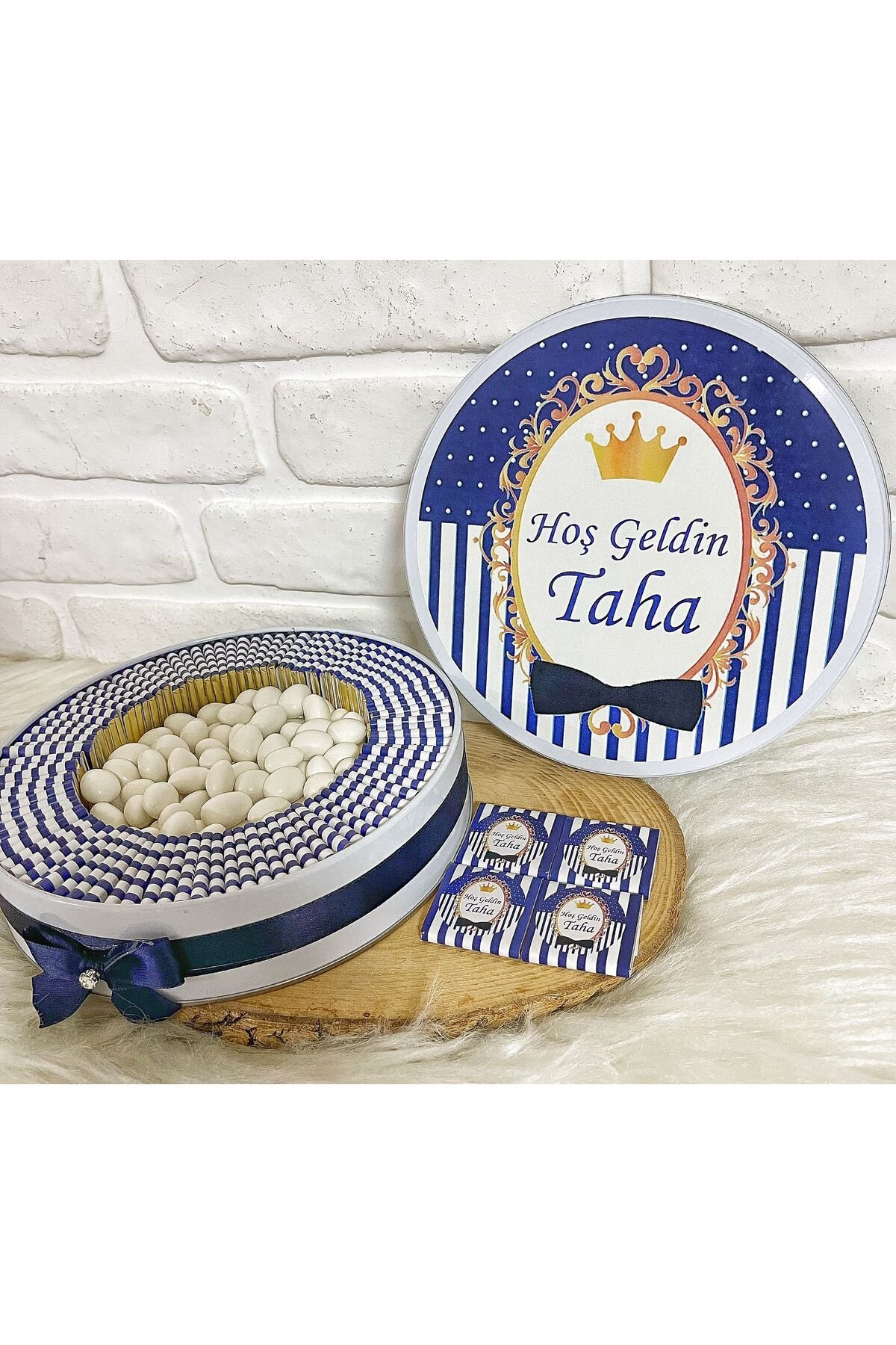 200 Adet + 200 Gr Drajeli Kral Tacı Temalı İsme Özel Hoşgeldin Erkek Bebek Hediyelik Çikolata